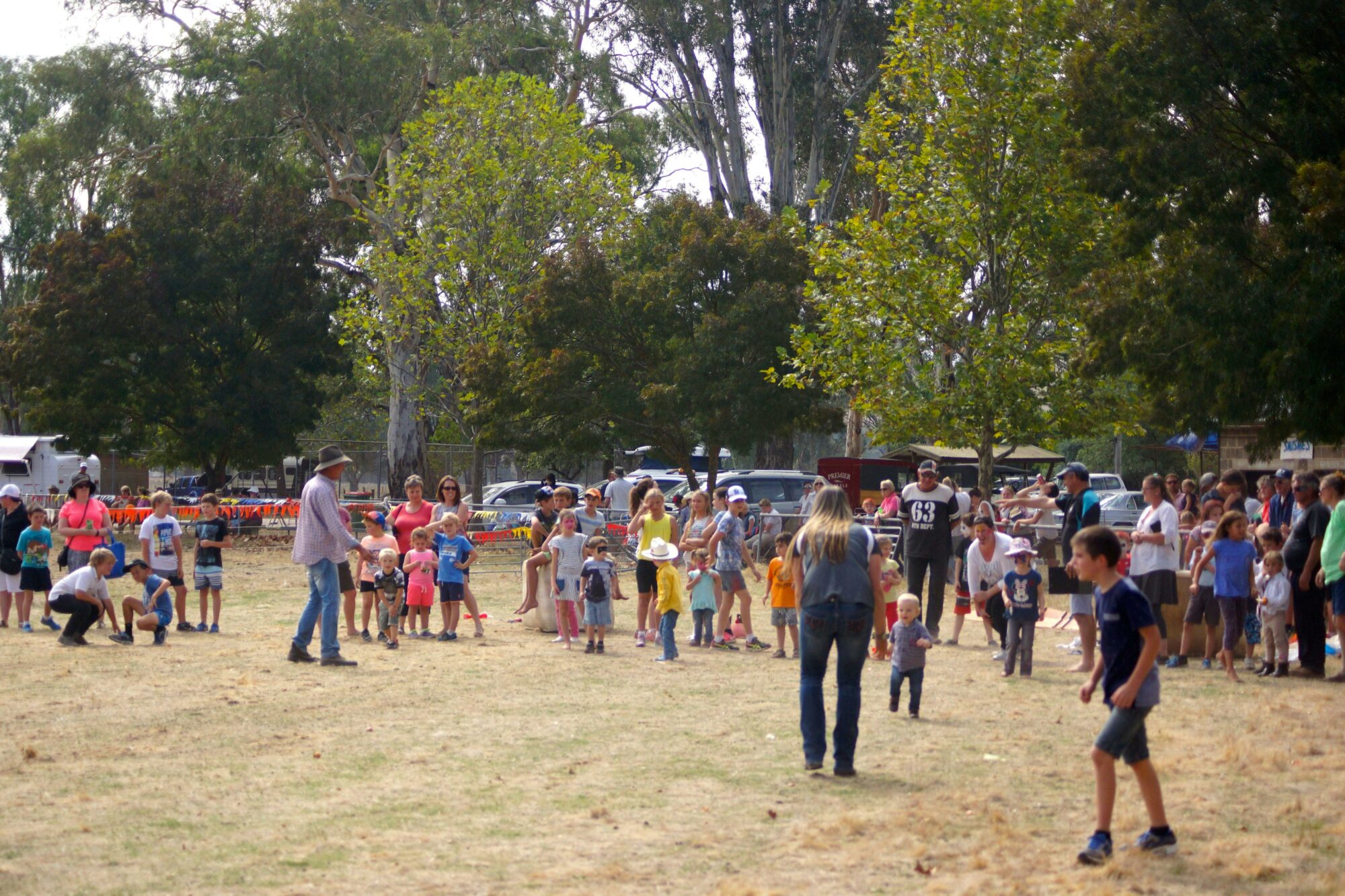 Molyullah Easter Sports